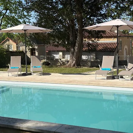 Chateau De Briand Casa vacanze Luxé